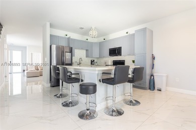 Turn-key furnished duplex offering exceptional rental income - photo 11