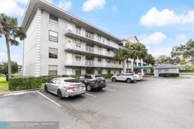 (private lake, pond, creek) Condo For Sale in Davie Florida