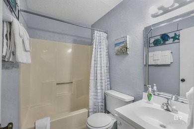 Beachfront 2-bed, 2-bath delivering a 19% ROI and 23% - photo 14