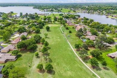 Lake Kiowa Home For Sale in Gainesville Texas
