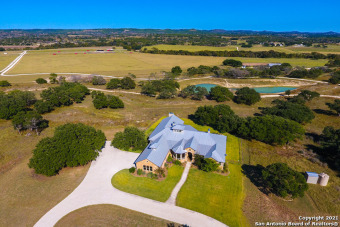 (private lake, pond, creek) Home For Sale in Comfort Texas