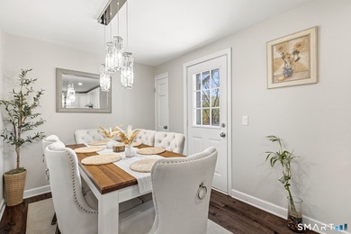 Updated Home in Prime Norwalk Location! This beautifully - photo 10