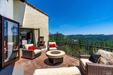 Experience luxurious Napa Valley living in this completely - photo 12