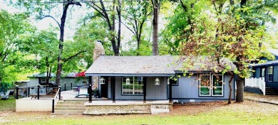 Cedar Creek Lake Home For Sale in Tool Texas