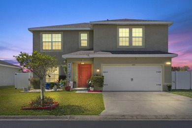 Welcome to Oakland Lake Estates! This beautifully remodeled 4BR - photo 2
