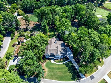 Stunning custom-built luxury home overlooking the beautiful - photo 4