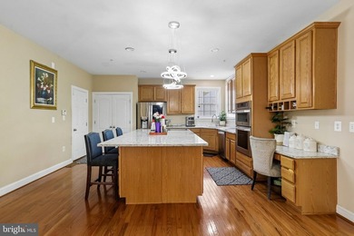 Welcome to refined living in the prestigious Beech Tree Gated - photo 12