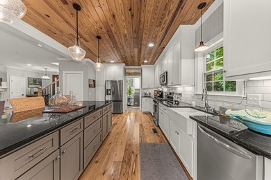 Welcome to 484 Eagles Way, in the gated Eagles Point - photo 18