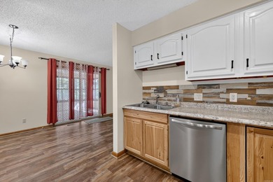 Meticulously updated and mechanically sound home in a private - photo 21
