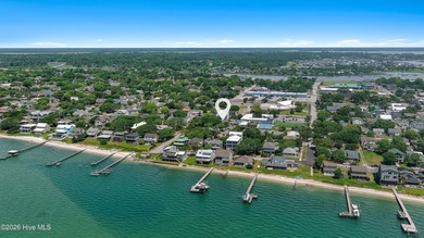 Classic cottage located in Morehead City, just a few blocks from - photo 25