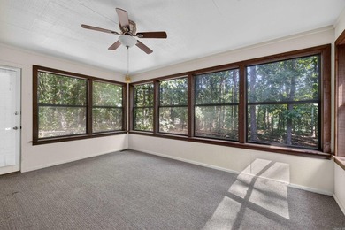 Meticulously updated and mechanically sound home in a private - photo 27