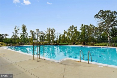 Welcome to refined living in the prestigious Beech Tree Gated - photo 31