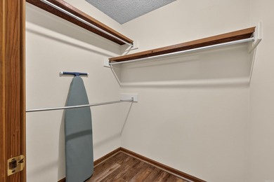 Meticulously updated and mechanically sound home in a private - photo 32
