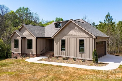 A rare blend of refined design, peaceful living, and close - photo 2