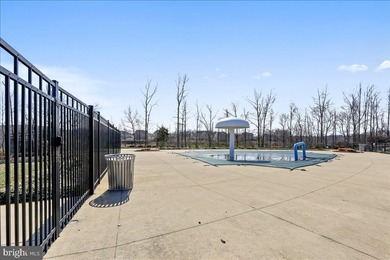 Welcome to refined living in the prestigious Beech Tree Gated - photo 32
