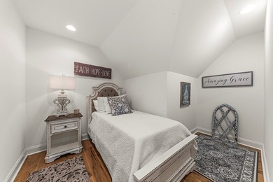 Welcome to 484 Eagles Way, in the gated Eagles Point - photo 36
