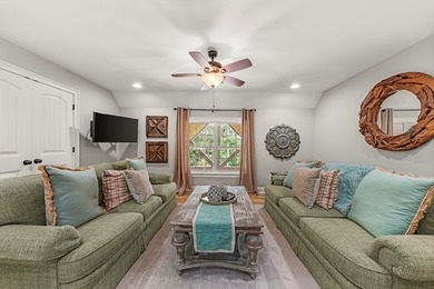 Welcome to 484 Eagles Way, in the gated Eagles Point - photo 38