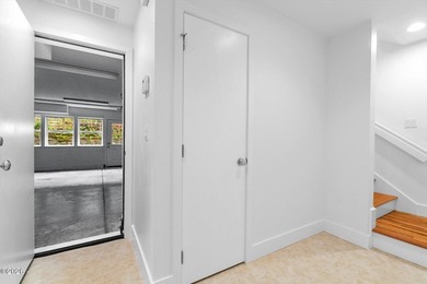 Welcome Home! OPEN House today Saturday 18th 3:45pm - 6:00pm - photo 44