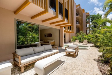 Aflora's 3-bedroom Garden Home at the Magic Apartment Towers in - photo 4