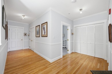 Immaculate and move-in ready, this spacious 1-bedroom, 1-bath - photo 3