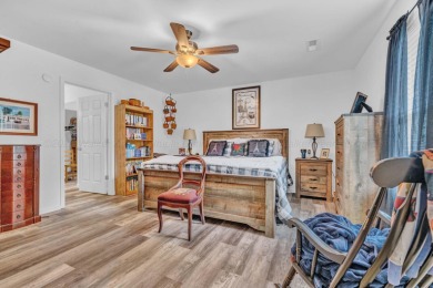 Like New 3BR 2Bath open for plan large closets and spacious - photo 13