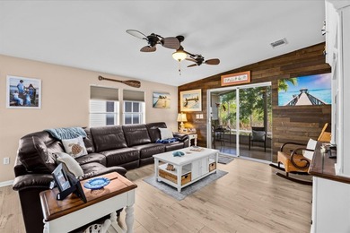 Florida living at its finest in this fully updated Presidents - photo 14