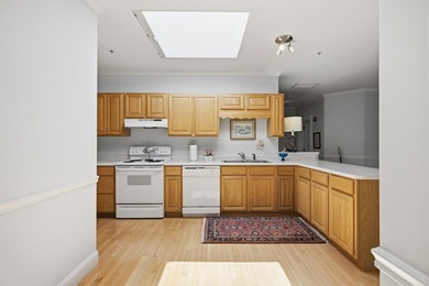 Immaculate and move-in ready, this spacious 1-bedroom, 1-bath - photo 5