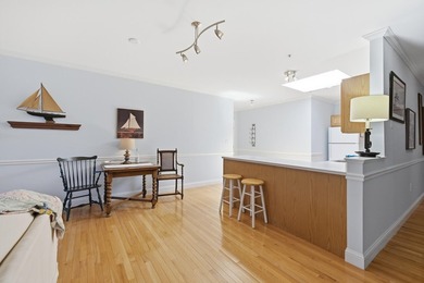 Immaculate and move-in ready, this spacious 1-bedroom, 1-bath - photo 6