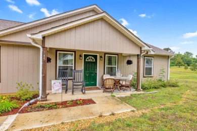 Like New 3BR 2Bath open for plan large closets and spacious - photo 20