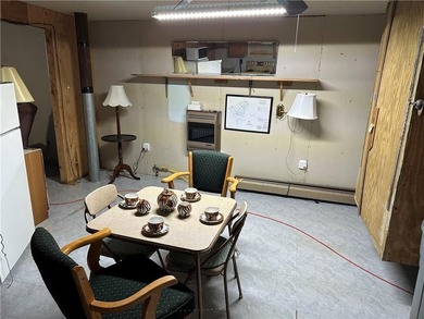 Tarsney Lake house on 4 lots! Cash only as this is more like a - photo 21