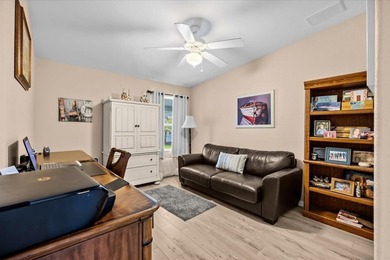 Florida living at its finest in this fully updated Presidents - photo 24