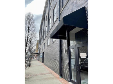 Welcome to the Downtown Block of 2nd and Daviess Street where - photo 25