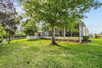 Florida living at its finest in this fully updated Presidents - photo 32