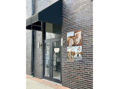 Welcome to the Downtown Block of 2nd and Daviess Street where - photo 33
