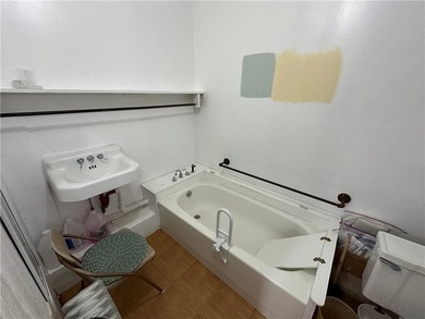 Tarsney Lake house on 4 lots! Cash only as this is more like a - photo 34