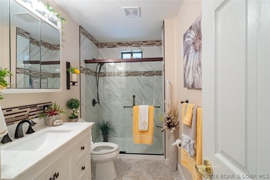 Gentle lot. Easy steps. Big view. If you've been waiting for - photo 36