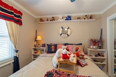 Gentle lot. Easy steps. Big view. If you've been waiting for - photo 39