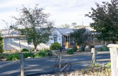 Spacious 3BR, 2BA manufactured home - photo 2