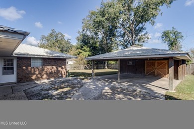 Are you looking to move into the highly desired neighborhood of - photo 19