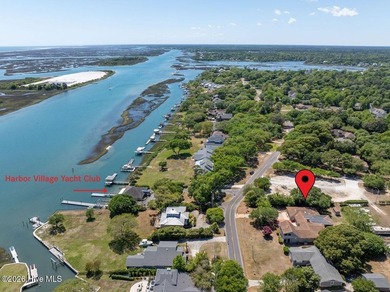 Experience coastal-style living in this expansive 4,000+ sq. ft - photo 2