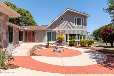 Experience coastal-style living in this expansive 4,000+ sq. ft - photo 8