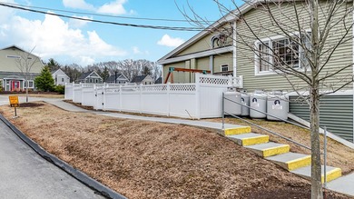 Position your business in the heart of the Seacoast at 518 U.S - photo 38