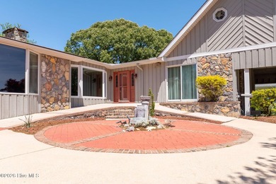 Experience coastal-style living in this expansive 4,000+ sq. ft - photo 9