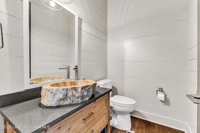 UNFORGETTABLE SUNSET VIEWS! Designed for entertaining, this - photo 45
