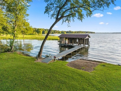 Welcome to 101 County Road 1299 in Yantis, TX - a - photo 6