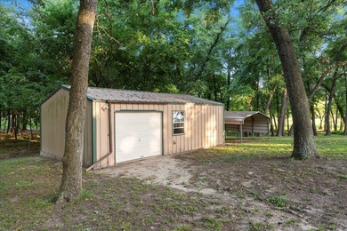 Welcome to 101 County Road 1299 in Yantis, TX - a - photo 8