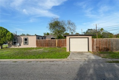 Welcome home to Carroll Lane Park #2 Subdivision. This two - photo 3