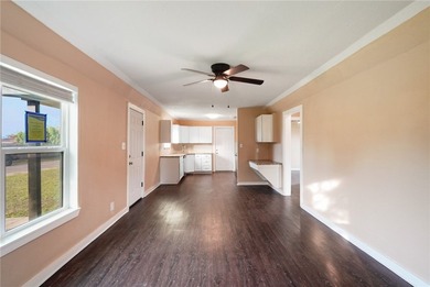 Welcome home to Carroll Lane Park #2 Subdivision. This two - photo 7