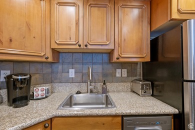 Charming 2-bedroom condo located within the renowned Zermatt