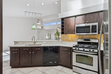 PRESENTING A BEAUTIFUL HOME ON THE GOLF COURSE! This bright and - photo 14